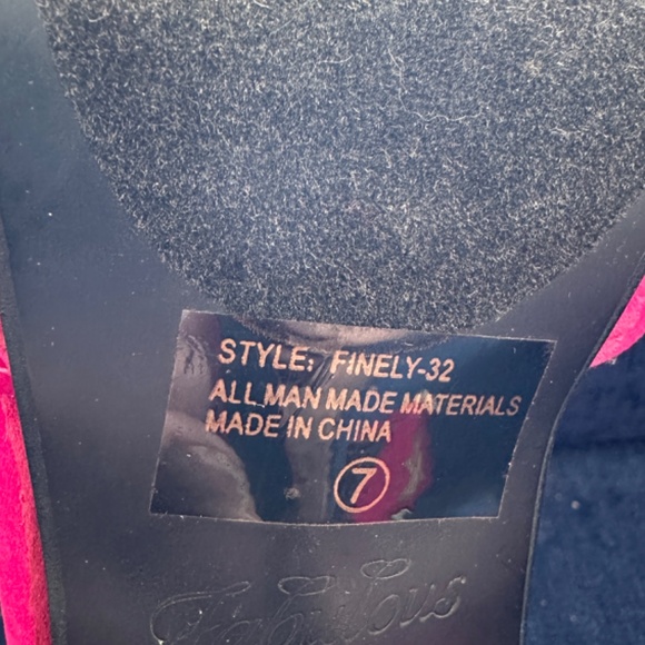 Fuchsia Heels $25 - Picture 5 of 5